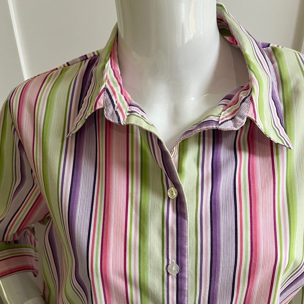 Slimming Vertical Stripe Summer Top  12P - Picture 2 of 9